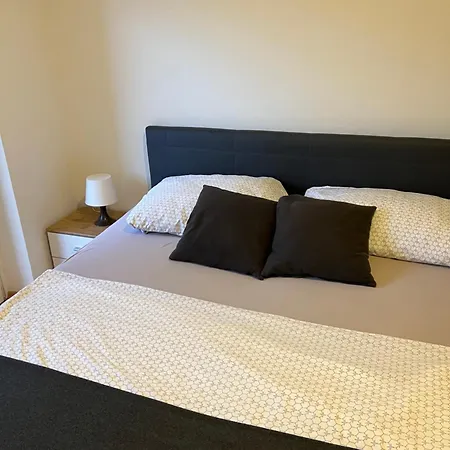 Apartment Charming Studio In Graz